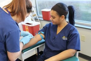 How To Start Your Journey to Become A Medical Assistant